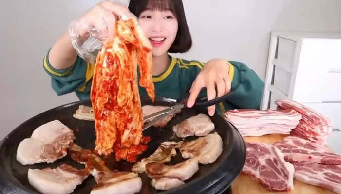 pengaruh mukbang